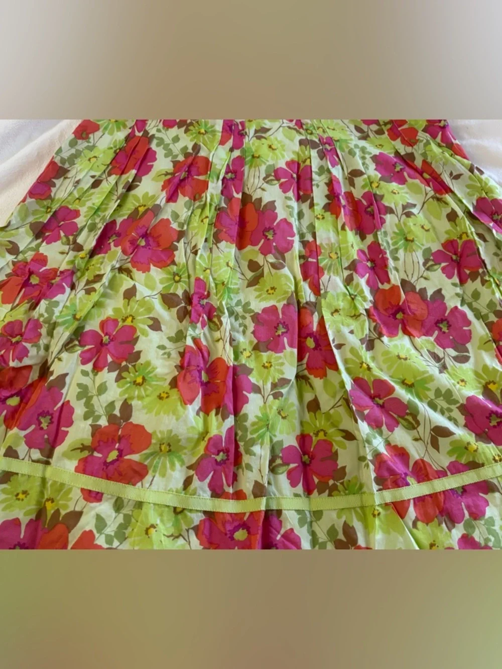 Liz Claiborne Bright Floral Circle Skirt in Lime & Pink - Picture 13 of 16